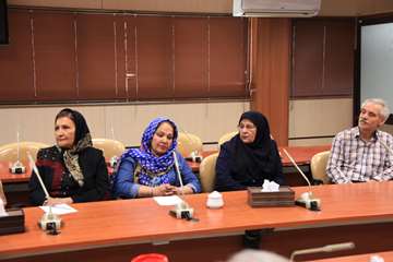 نشست بازنشستگان با رئیس دانشگاه